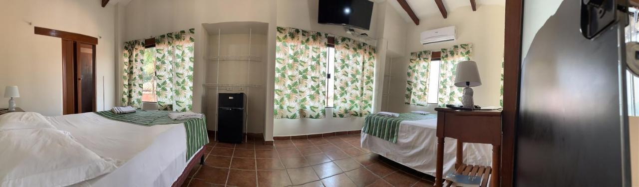 Lili'S Hostel Santa Cruz de La Sierra Eksteriør billede