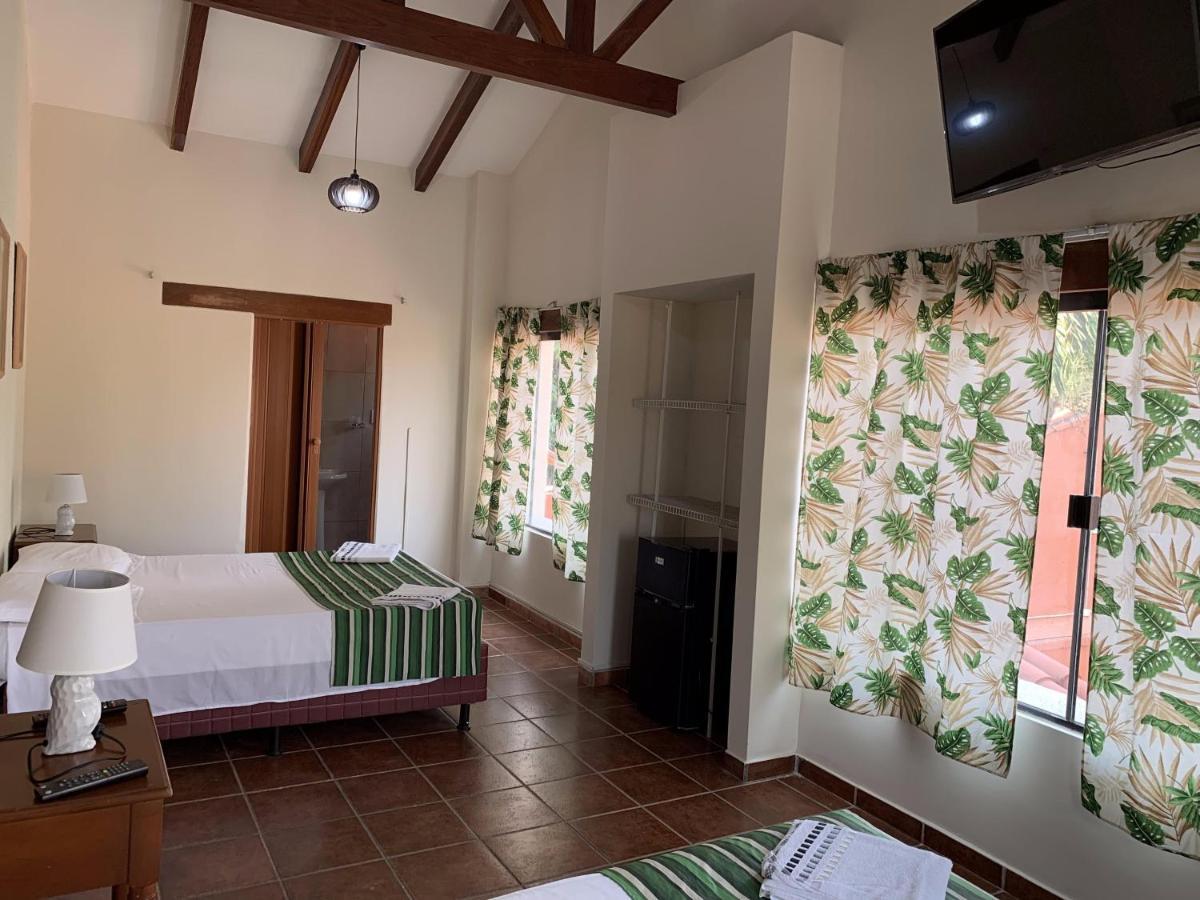 Lili'S Hostel Santa Cruz de La Sierra Eksteriør billede