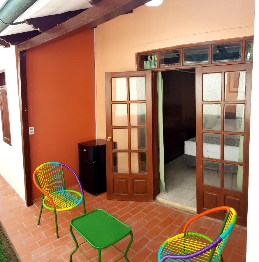 Lili'S Hostel Santa Cruz de La Sierra Eksteriør billede