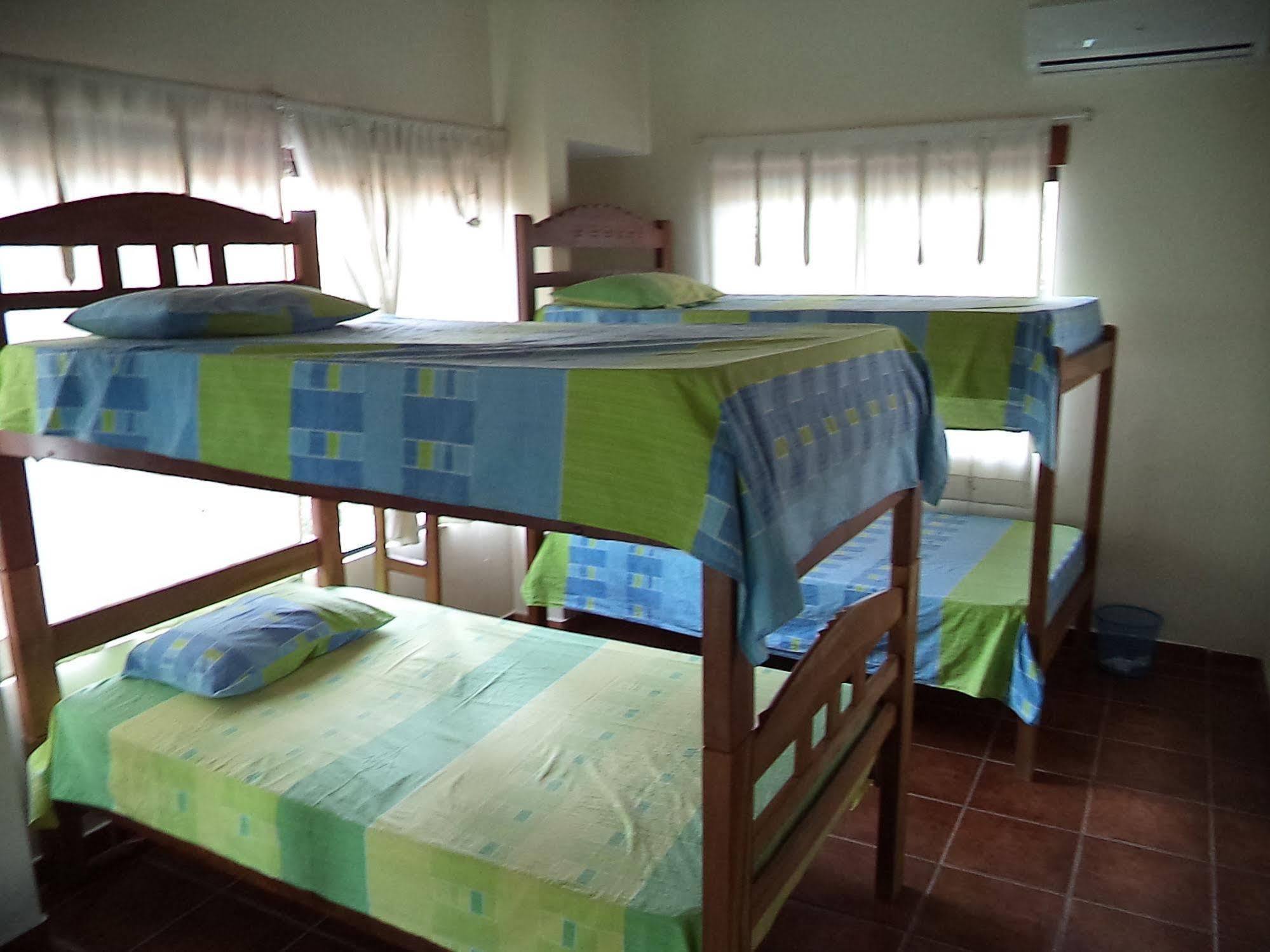 Lili'S Hostel Santa Cruz de La Sierra Eksteriør billede